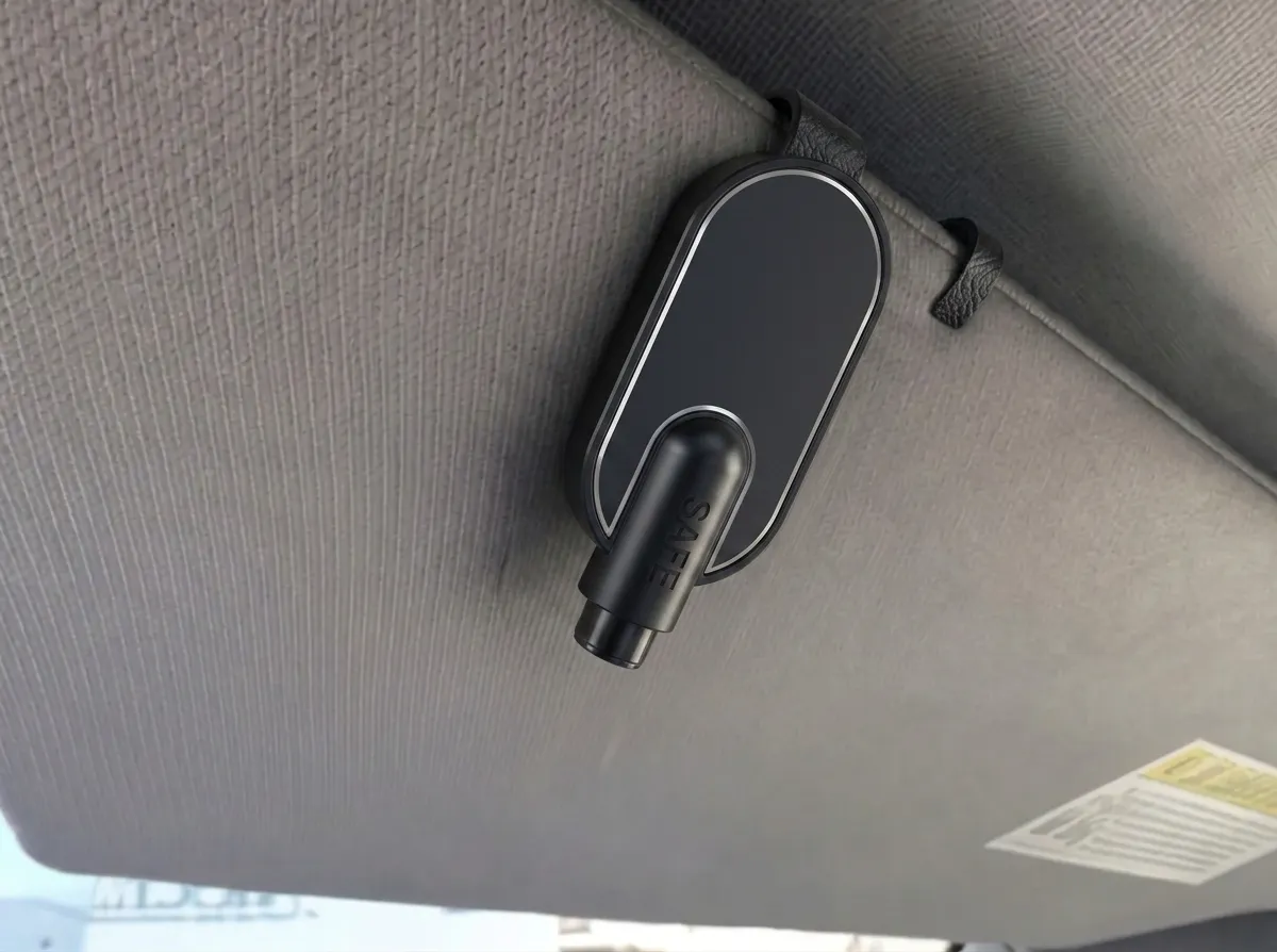 Instant-Reach Clip in use 1